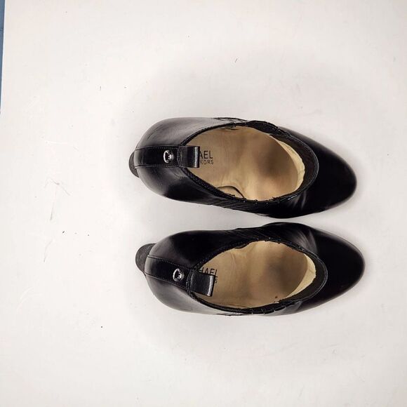 Michael Kors Thea Chelsea Boots Pull On heeled bootie, size 8.5 - Picture 3 of 7